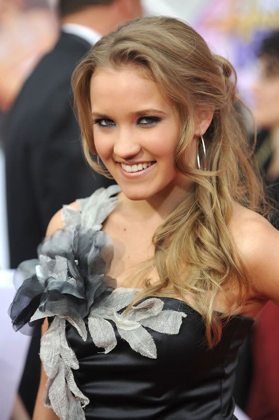 Read more in Emily Osment Jailbait Movies