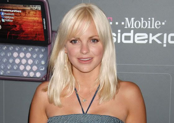 Anna Faris plans to elope sometime this summer with Chris Pratt
