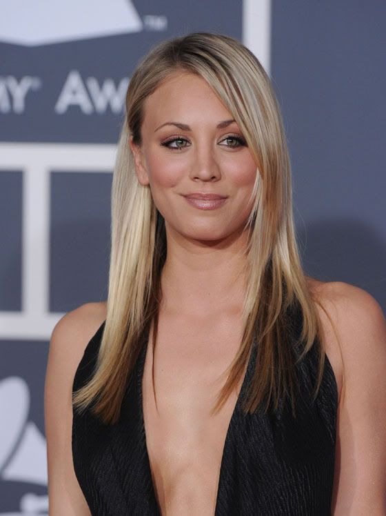 Read more in 2010 Grammy Awards Babes Kaley Cuoco Music TV