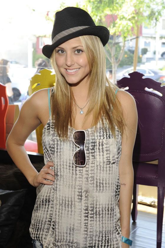 Hot or Not Cassie Scerbo The Silverspoon Oscar Gifting Suite