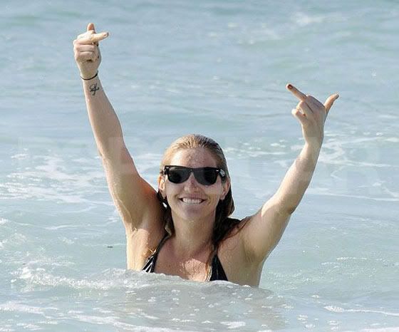 kesha bathing suit pic. kesha swimsuit pictures. kesha