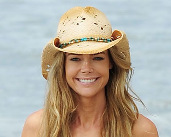 Denise Richards Wore Cowboy Hat To The Beach