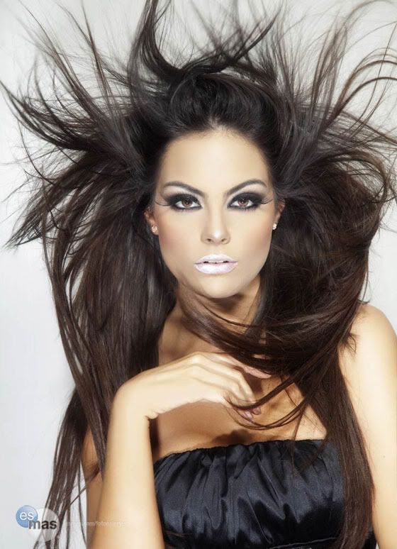 Miss Mexico Jimena Navarrete is the 2010 Miss Universe