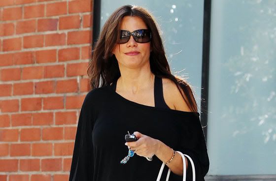 These were snapped yesterday afternoon as Sofia Vergara left her gym in 