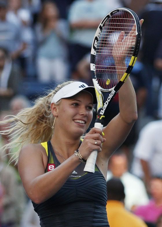 caroline wozniacki bikini. Wozniacki Bikini: Caroline