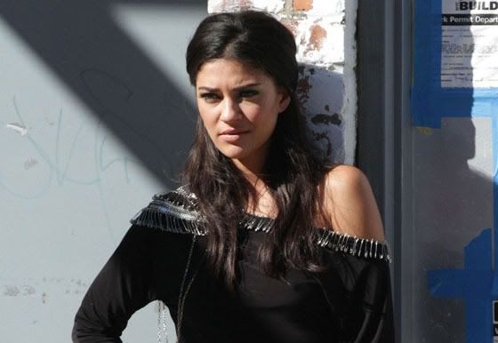 Over the weekend Gossip Girl star Jessica Szohr did a photo shoot in 