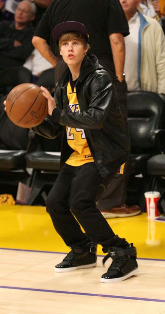 justin bieber and jaden smith lakers game. Jaden Smith, Justin Bieber