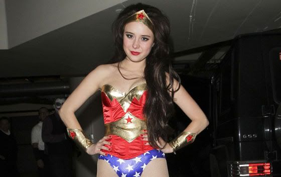 Alessandra Torresani's not hot enough to pull of Wonder Woman costume
