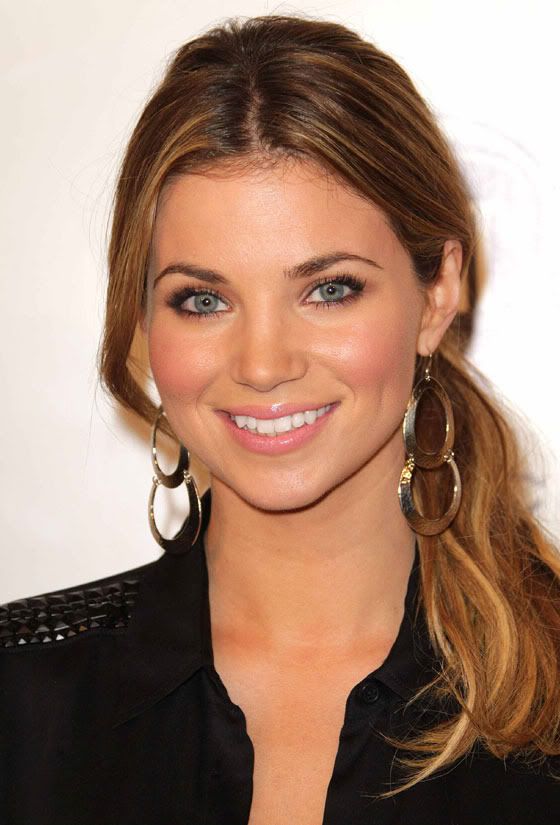Read more in Amber Lancaster Babes