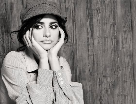 Penelope Cruz dazzles audience penelope cruz mango ad. Penelope Cruz dazzles audience