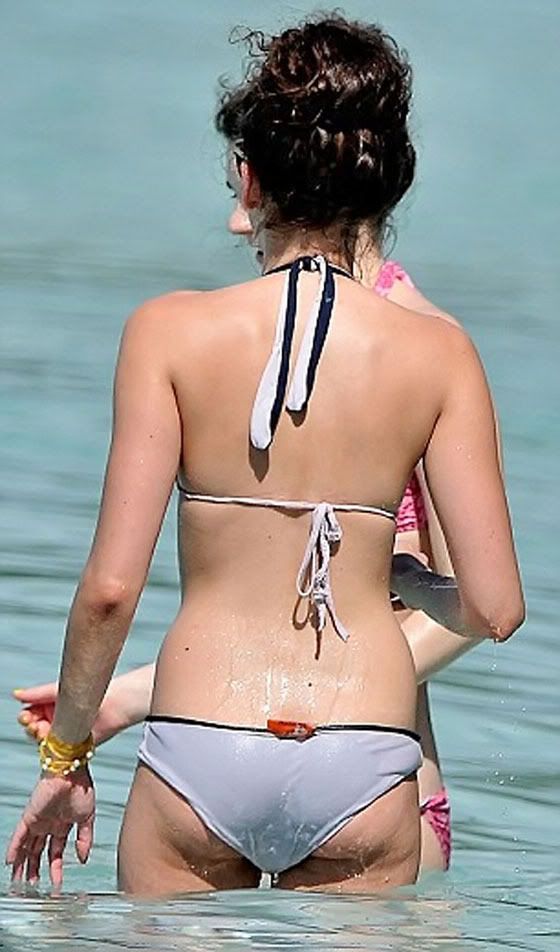 Bikini Pics Eliza Doolittle On Vacation in Barbados