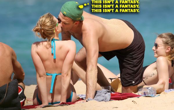 Hawaii Scarlett Johansson Bikini Pics with Boyfriend Nate Naylor OW
