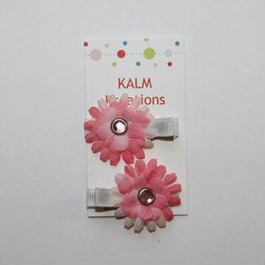 Set of Pink and White Flower Clips 