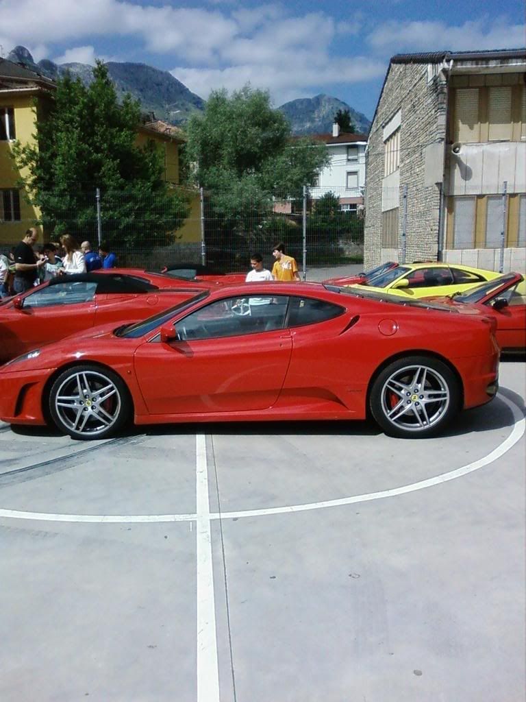 Ferrari_430_001.jpg