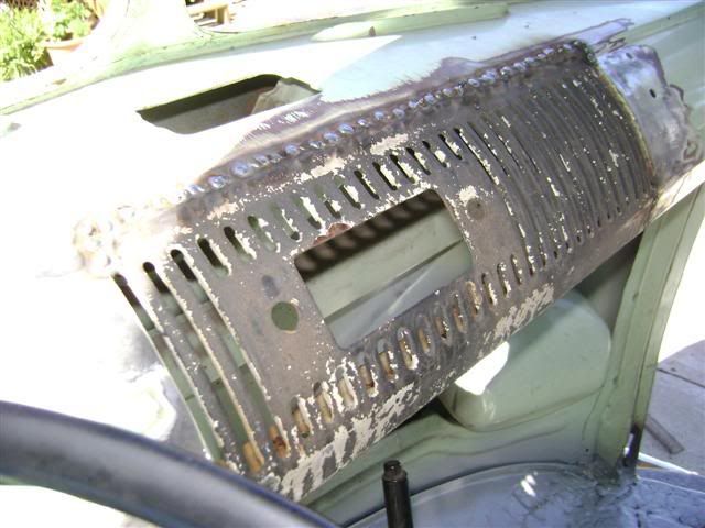 Image may have been reduced in size. Click image to view fullscreen.