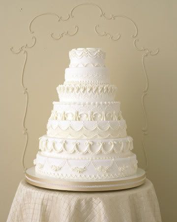 white wedding cakes lace