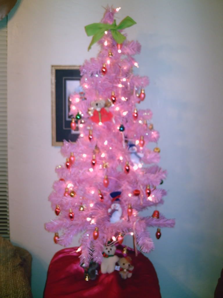 pink tinsel christmas tree photo: Pink tree PICT0021.jpg