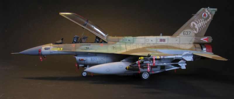 F-16DBarak061.jpg