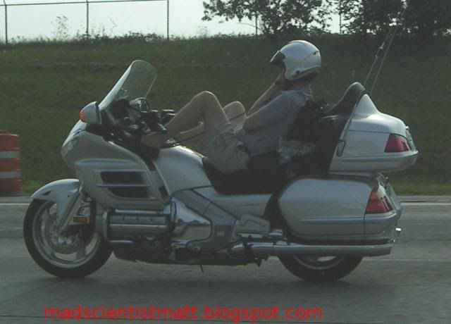 overly relaxed Goldwing rider photo: Overly relaxed Goldwing rider wingsmall.jpg