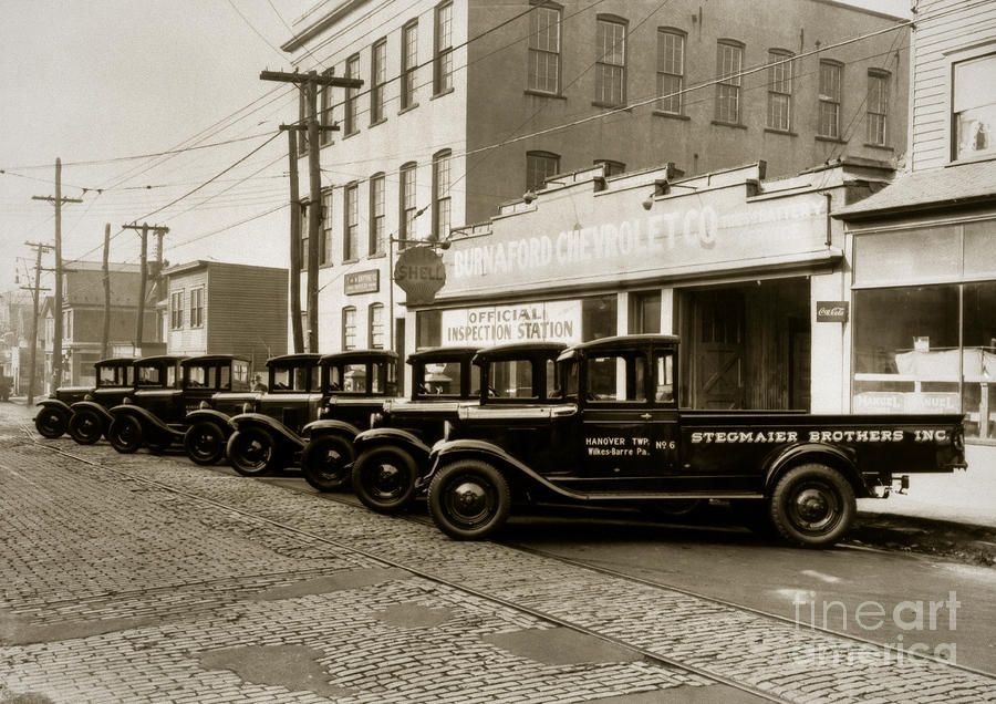 stegmaier-brothers-inc-beer-trucks-at-693-hazle-ave-wilkes-barre-pa-1930s-arthur-miller-studios.jpg