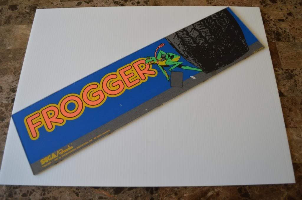 FroggerMarquee1_zpsa018b869.jpg