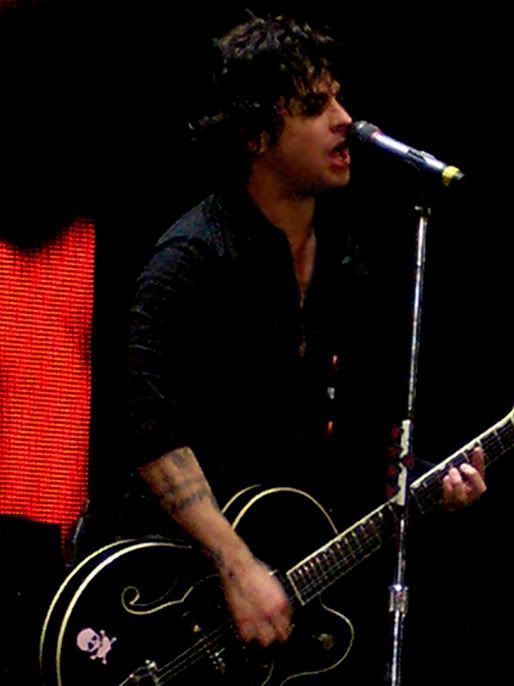 Green_Day_Live_17_12_05__11__by_for.jpg