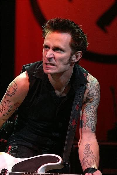 mikedirnt14.jpg