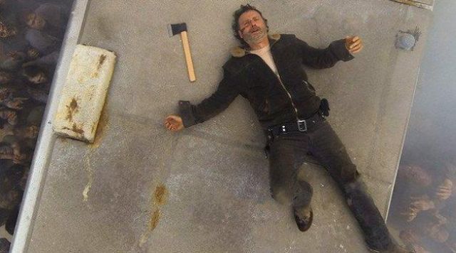 Rick Rebels On Walkers With Hatchet