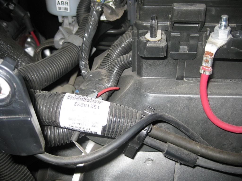 Stray Wire!!! What is it? - Chevy TrailBlazer, TrailBlazer SS and GMC