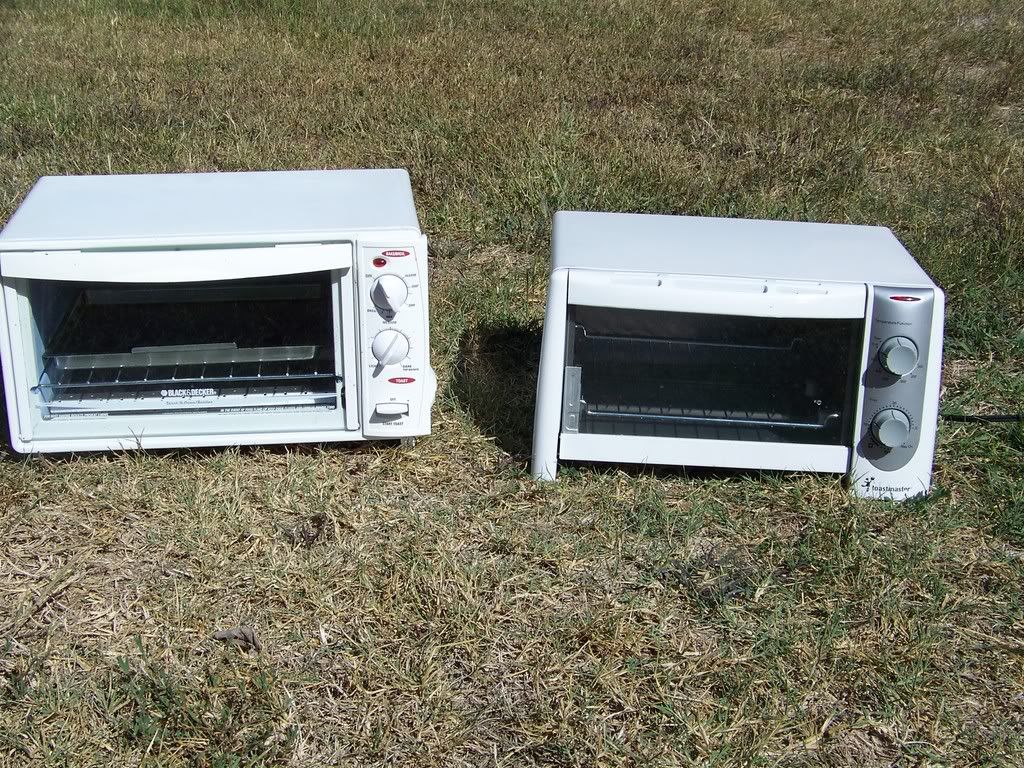 Toaster Ovens: Left one, Black &amp; Decker $12, Right one: ToastMaster, missing pan $10