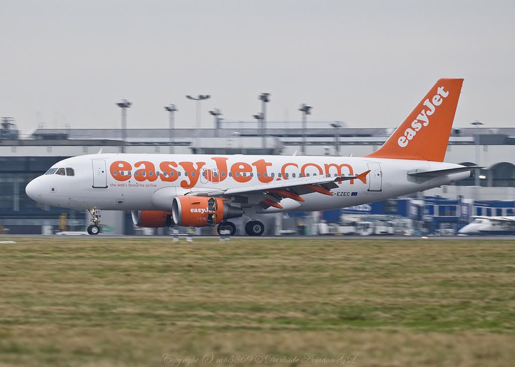http://i216.photobucket.com/albums/cc86/spotter_05/14-02-08/easyjet-border.jpg