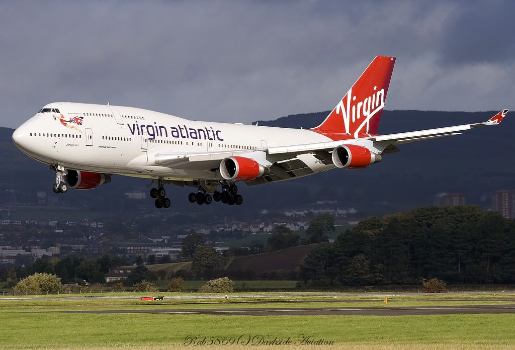 http://i216.photobucket.com/albums/cc86/spotter_05/EGPF%2011-10-08/virgin747-400g-vgal-border.jpg