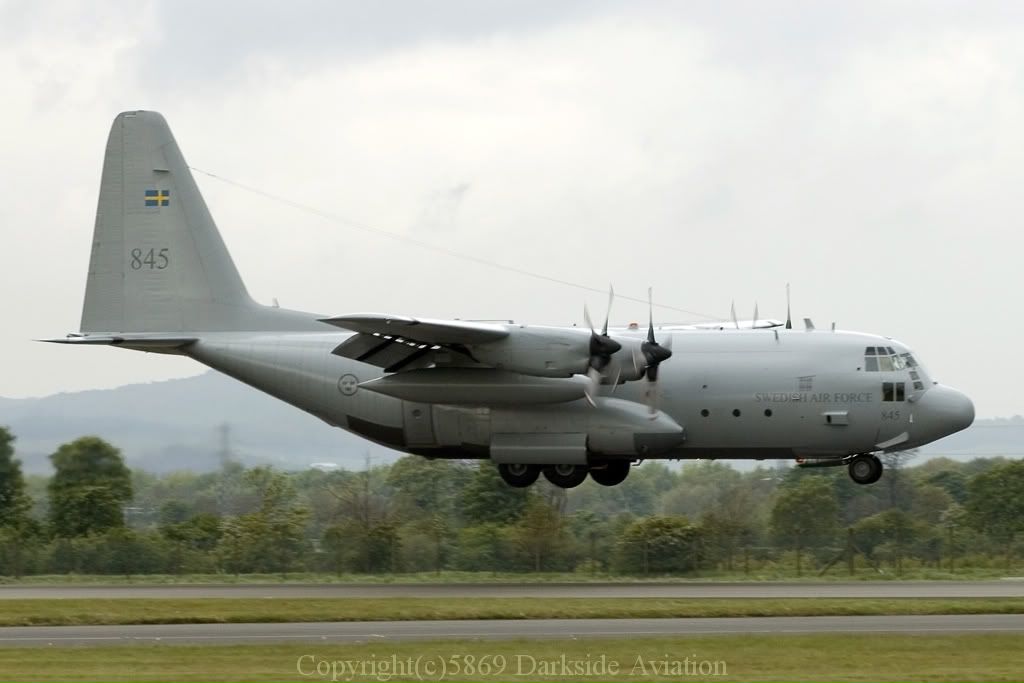 http://i216.photobucket.com/albums/cc86/spotter_05/EGPF%2016-05-2009/c130swedishairforce845-border.jpg