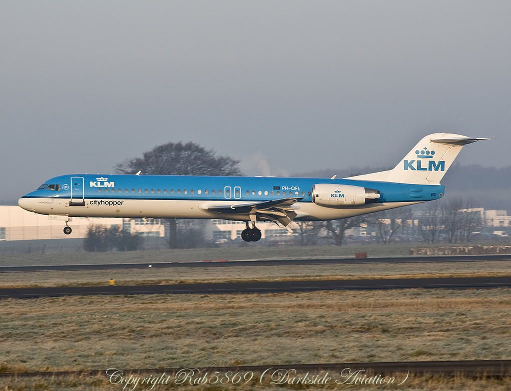 http://i216.photobucket.com/albums/cc86/spotter_05/EGPF%2017-12-07/klm-border.jpg