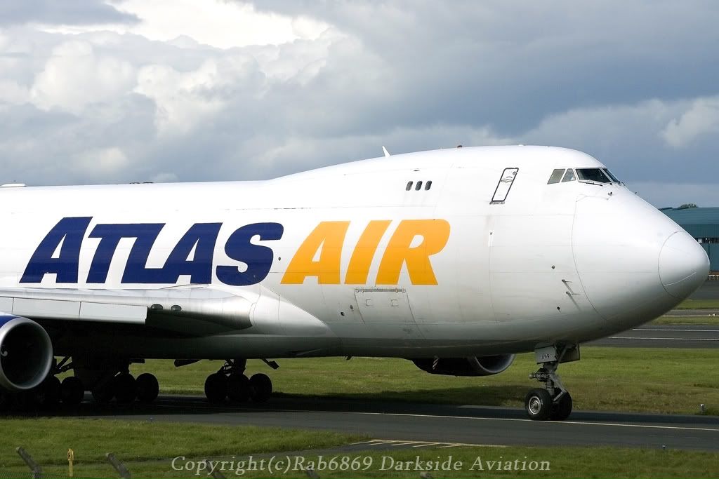 http://i216.photobucket.com/albums/cc86/spotter_05/EGPF%2025-5-2009/atlasair3-border.jpg