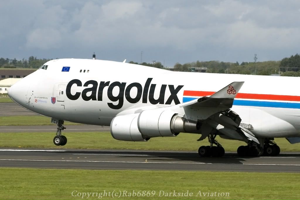 http://i216.photobucket.com/albums/cc86/spotter_05/EGPF%2025-5-2009/cargolux2-border.jpg
