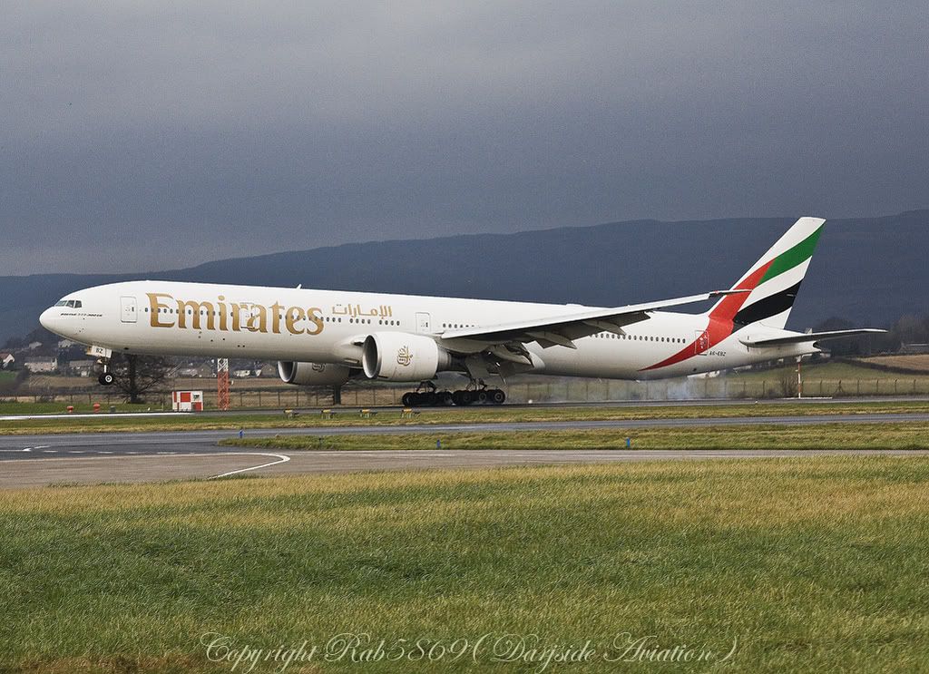 http://i216.photobucket.com/albums/cc86/spotter_05/EGPF-%2012-12-07/emirates2-border.jpg