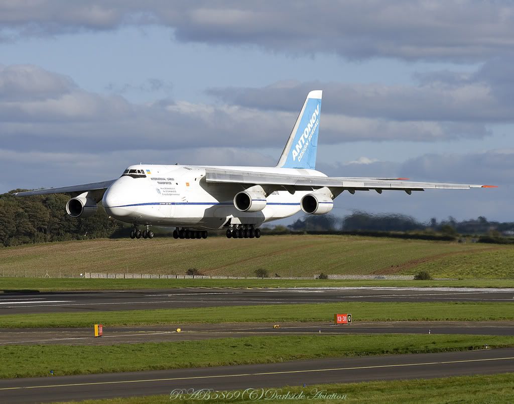 http://i216.photobucket.com/albums/cc86/spotter_05/egpk%2005-10-08/antonov1242-border.jpg