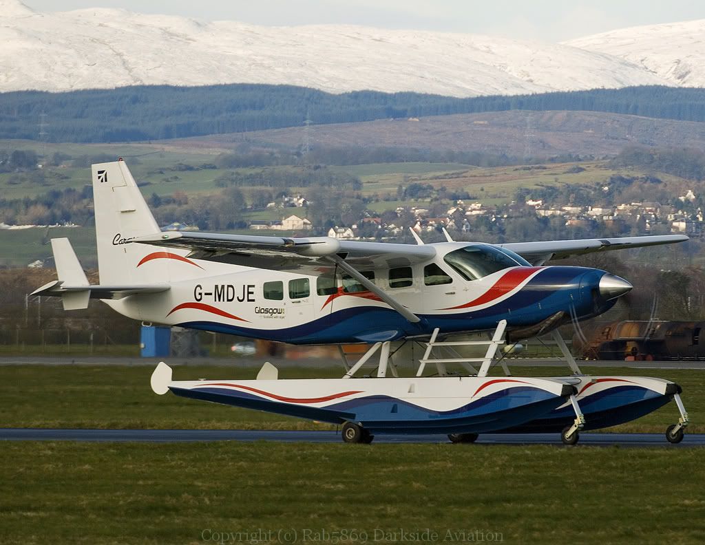 http://i216.photobucket.com/albums/cc86/spotter_05/floatplane-border.jpg