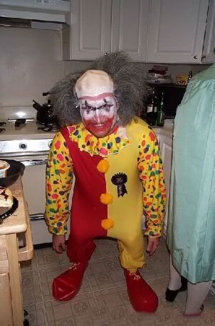 [Image: pepe-el-payaso-asesino.jpg]