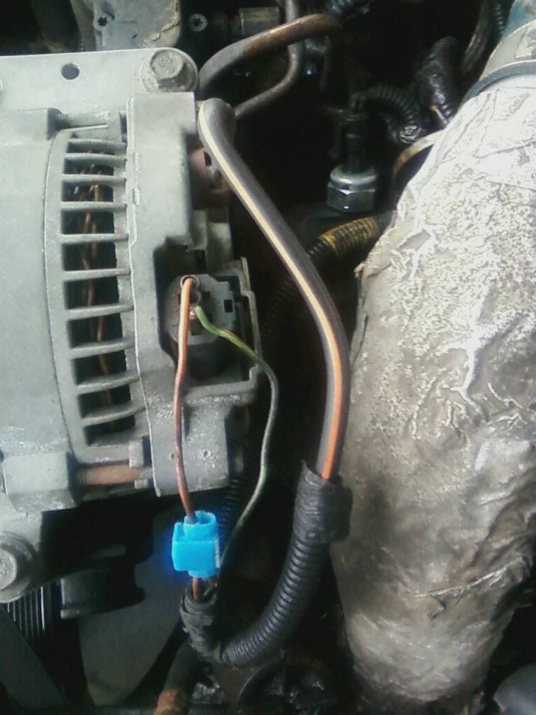 2001 7.3 Altenator Wiring? - Ford Truck Enthusiasts Forums 2001 ford f350 powerstroke fuse diagram 