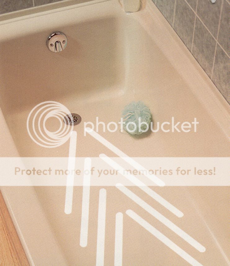 3 4" x 17 5" Adhesive Bath Tub Shower Anti Slip Tape Non Skid Vinyl Safety Strip