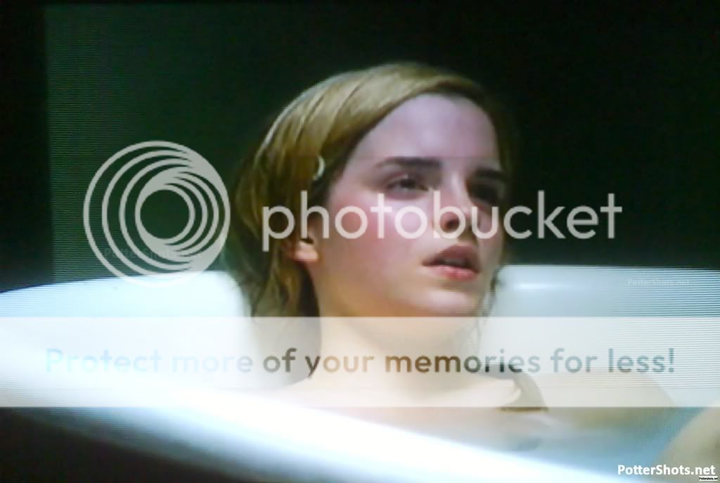 Watson bath emma Emma Watson