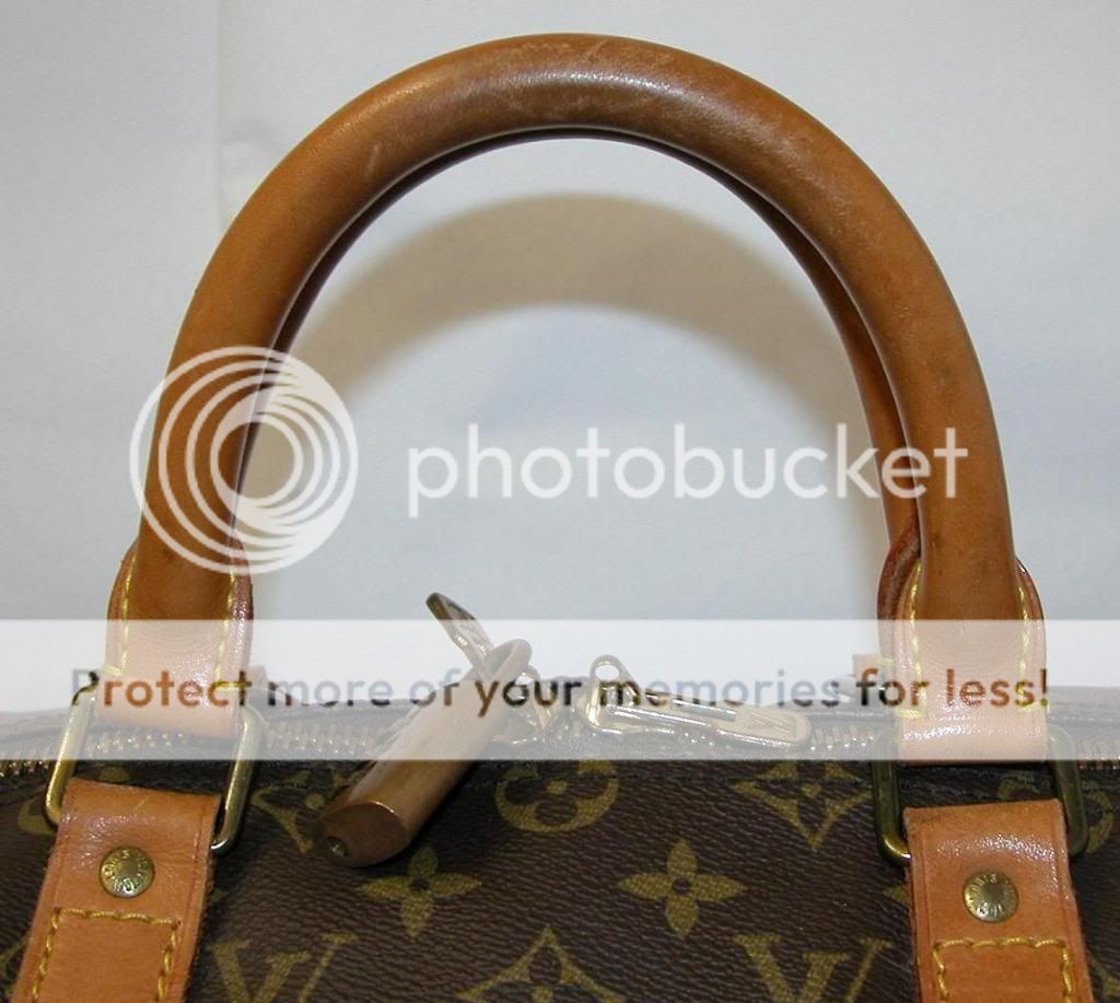 AUTH Vintage Louis Vuitton Monogram Keepall 50 with Strap Very Good No 