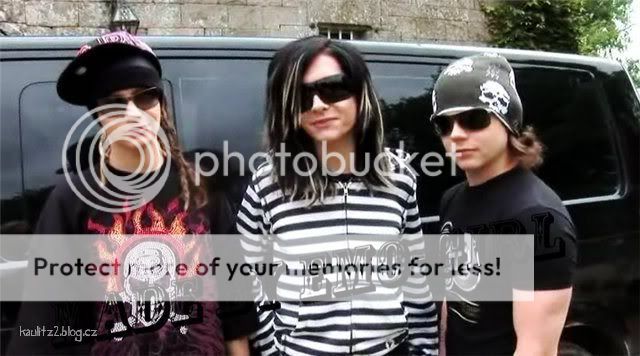 http://i216.photobucket.com/albums/cc73/kaulitz2/PHOTOS/60dc02095b30.jpg