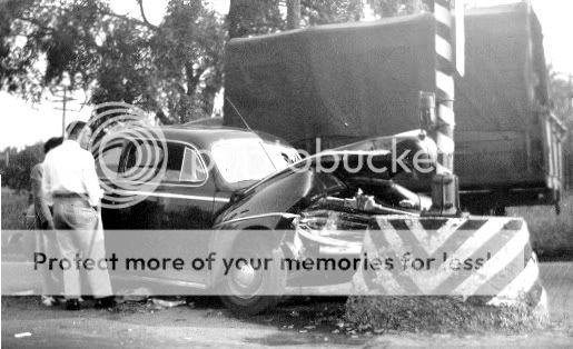 Any pictures of vintage car wrecks | Page 3 | The H.A.M.B.