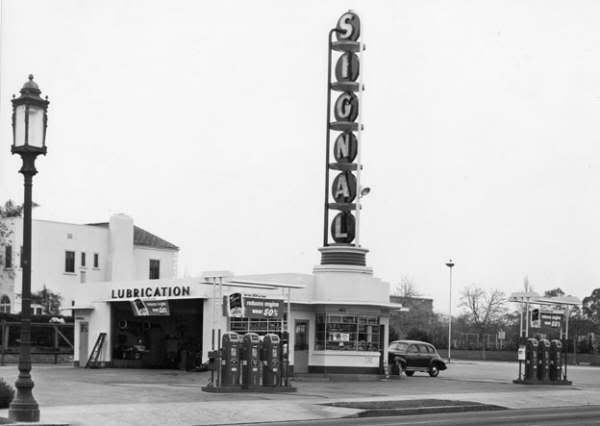 Art & Inspiration - Old Garage and wrecker pictures | The H.A.M.B.